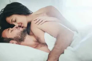 Bacaan Buat Wanita Jatuh Cinta: Rahasia Tarik Energi Kasih