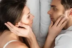 Cara Mempengaruhi Hati Wanita Secara Halus dan Bijak