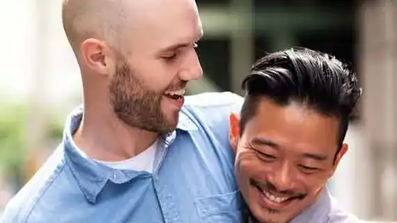 Minyak Pelet Gay Ampuh: Cara Spiritual Menarik Perhatian