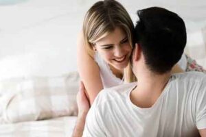 Ciri Ciri Wanita yang Kena Pelet dan Cara Menghindarinya