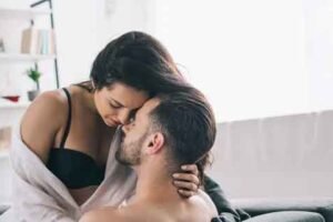 Cara Menggoda Wanita Yang Sudah Bersuami Dan Risikonya