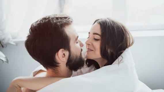 Parfum perangsang wanita: Rahasia Energi Ketertarikan Halus